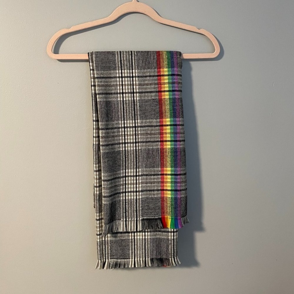Wool Pride Scarf | Rainbow | EUC